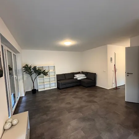 Rent By Ac 1 Appartement *